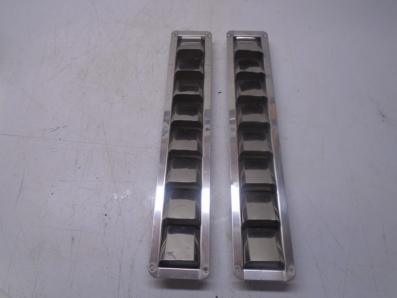 O2 Stainless Steel Louvered Vent Set of 2 1493