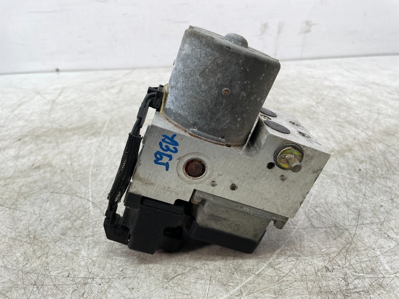 ✅ 1999-2003 OEM Volkswagen Eurovan GLS ABS Anti Lock Brake Pump Module