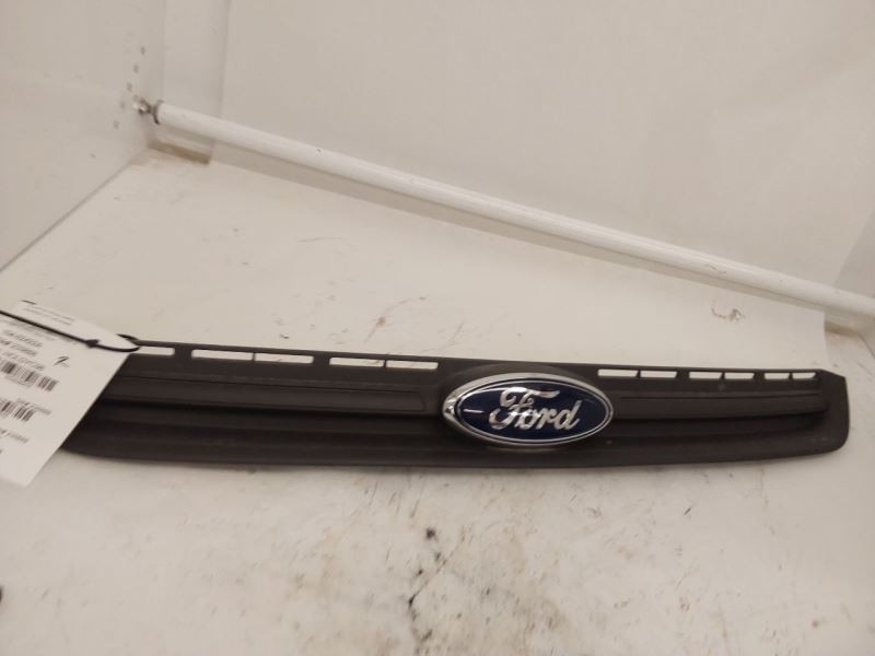 2013-2016 Ford Escape Upper Grille fits S Base Models