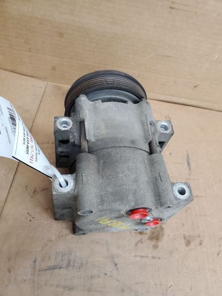AC Compressor Integral AC 8 Cylinder Fits 92-93 FORD F150 PICKUP 273763