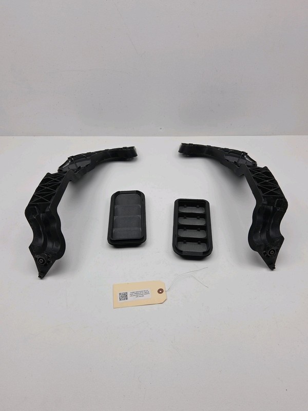 19-24 Audi Q3 Rear Bumper Brackets & Quarter Pressure Vents OEM 83A807453A