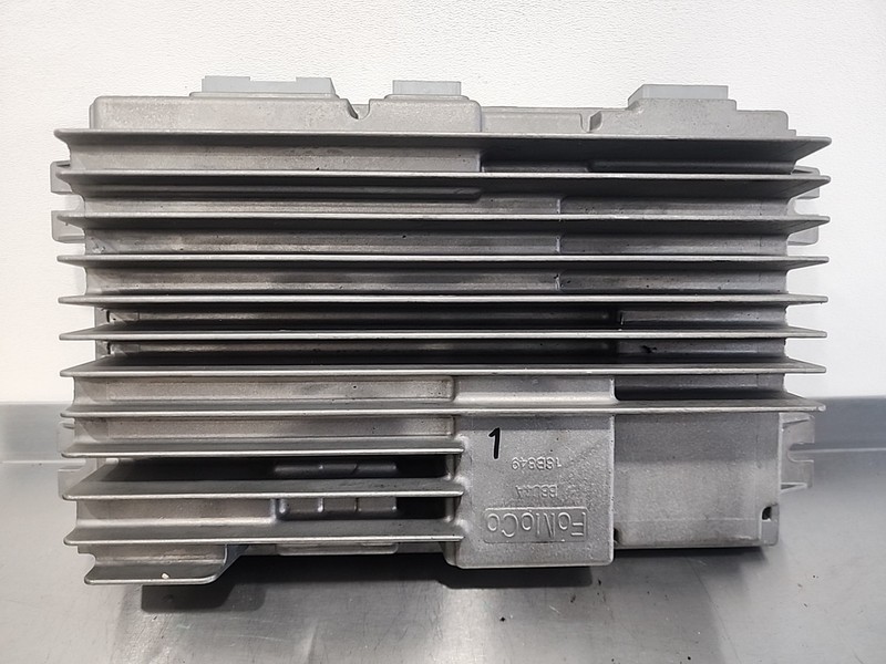 2013 Thru 2016 Lincoln MKS Radio Audio Factory Amplifier OEM DA5T18B849AC