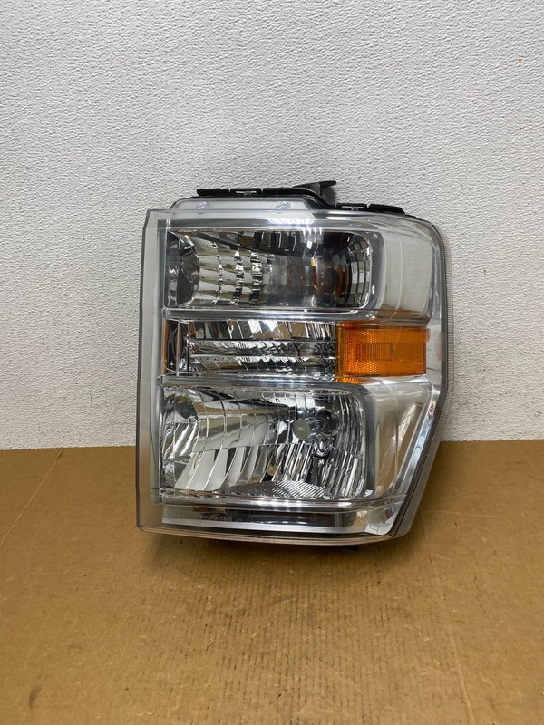 2008-2014 Ford Econoline E150 E250 E350 Left Driver LH Headlight OEM AD9191 DW