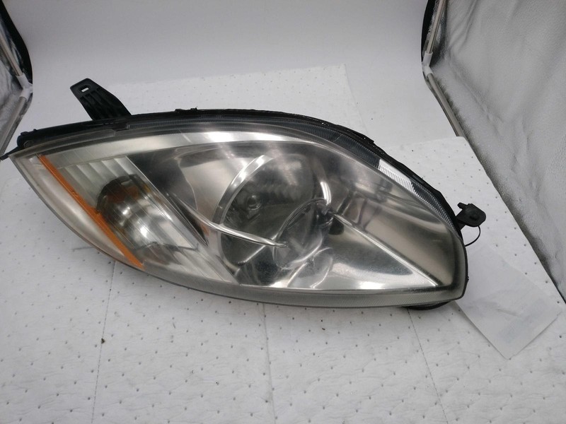 2012 Mitsubishi Eclipse Right Headlight Assembly - Small Cracks, Foggy