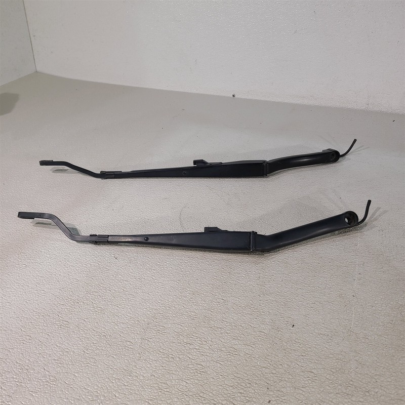 97-04 Corvette C5 Windshield Wiper Arms Lh Rh Pair Aa7493