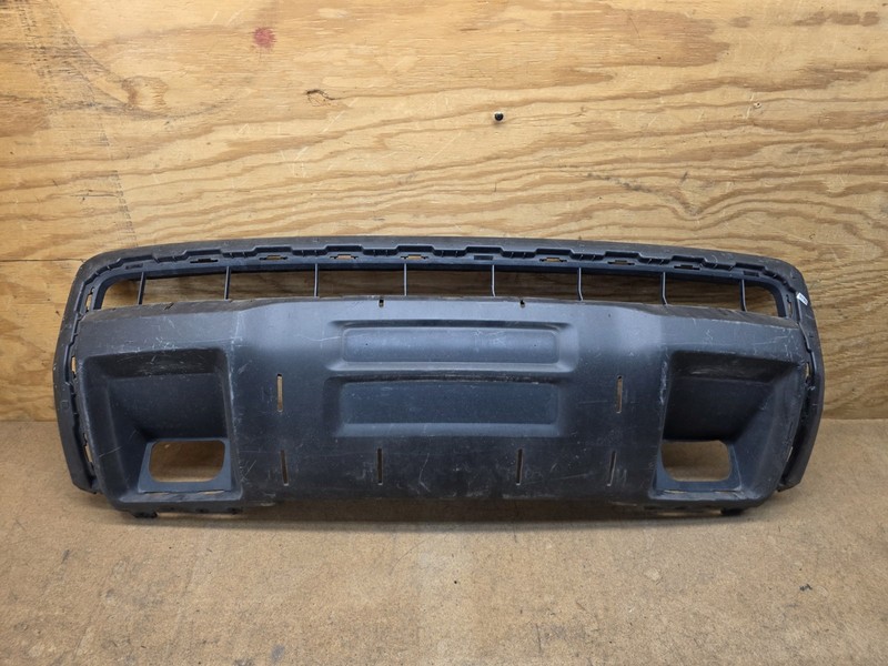 2015 - 2019 GMC Canyon Front Bumper Fascia Lower Valance Skid Plate 22891735 OEM