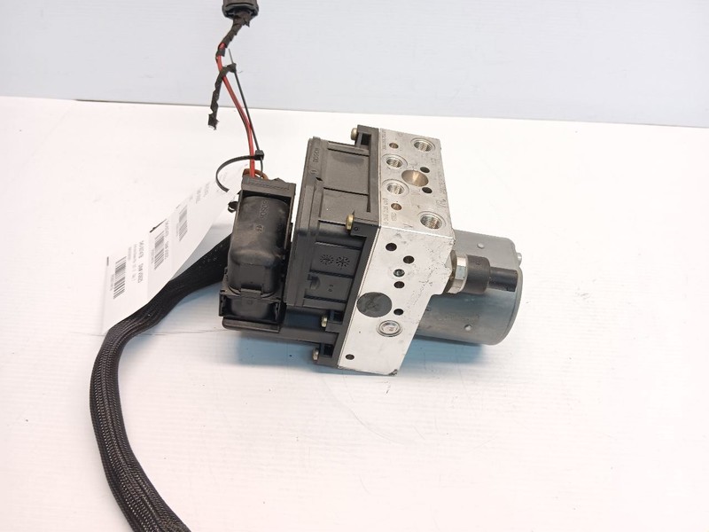 2001 Porsche 911 996 Carrera 4 AWD ABS Brake Pump 99635575553 OEM
