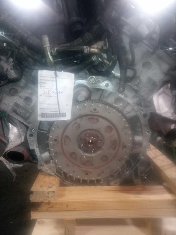 2017 INFINITI QX80 Engine Complete Assembly 5.6L 4WD OEM 137K Miles