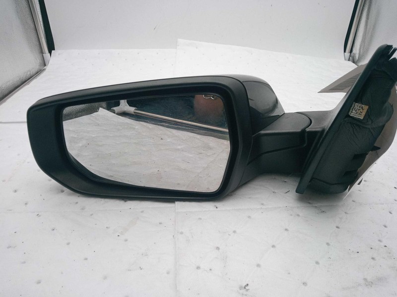 2019 Chevrolet Malibu Left Door Mirror Assembly Black 681516 Used 145K Miles