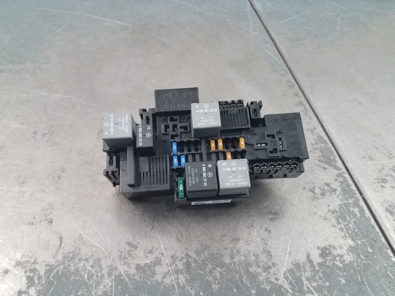 2017 Mercedes AMG C 63 S Front Fuse Panel #3490 C5