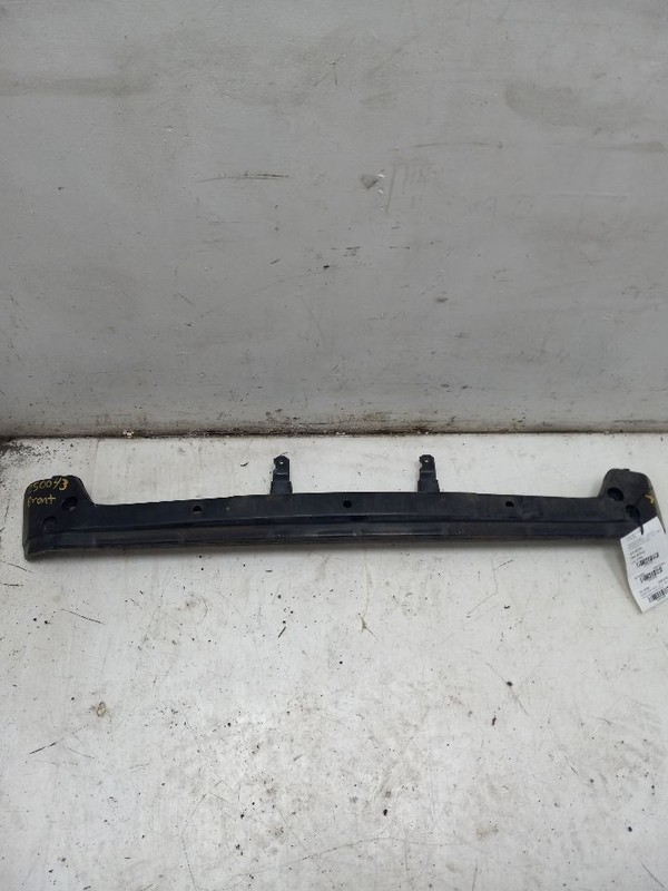 01 02 03 04 05 TOYOTA RAV 4 FRONT BUMPER REINFORCEMENT