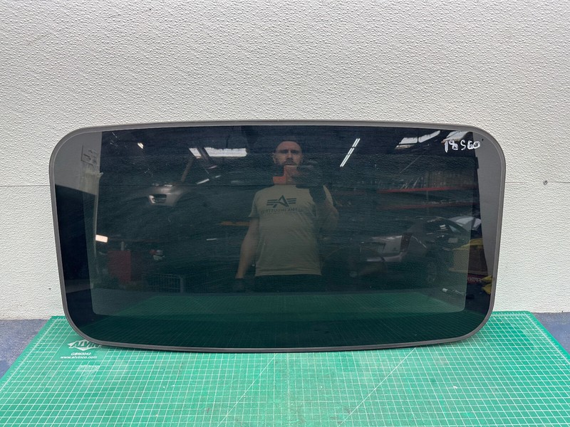 11-18 Volvo S60 V60 SUNROOF SUN ROOF GLASS OEM