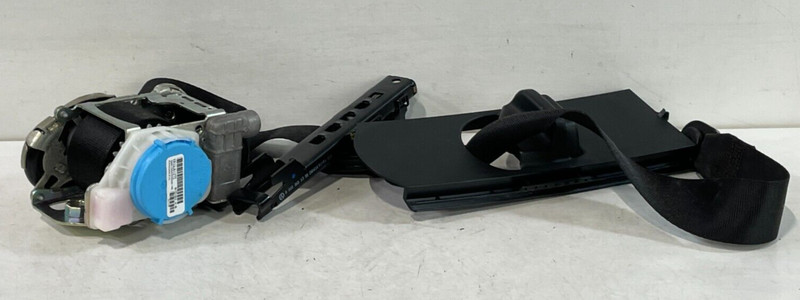 2017 - 2019 INFINITI QX30 FRONT RIGHT PASSENGER SIDE SEAT BELT RETRACTOR # 95276