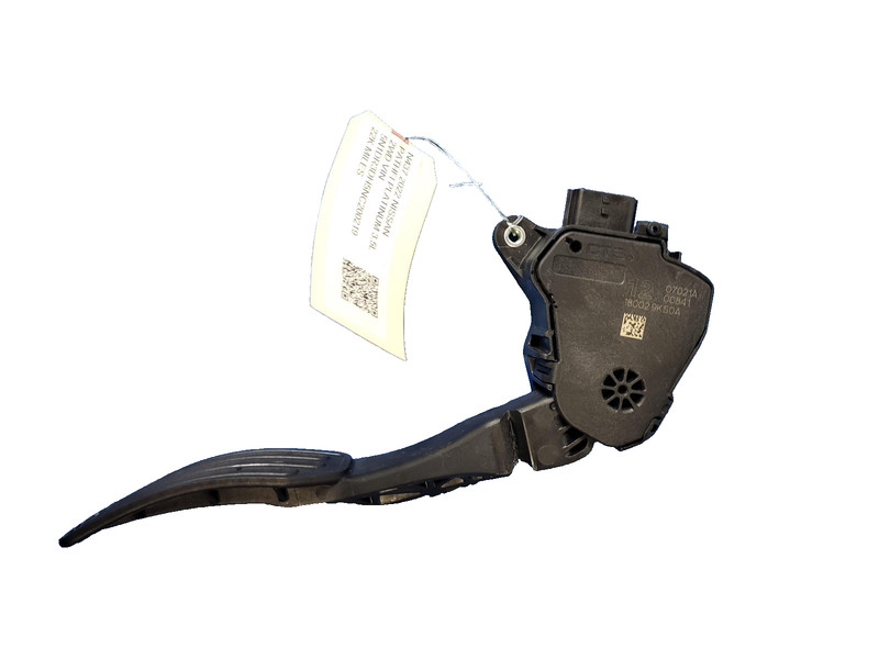 Used Oem NISSAN Gas Accelerator Pedal for 2021-2023 Pathfinder Platinum 3.5L 2WD