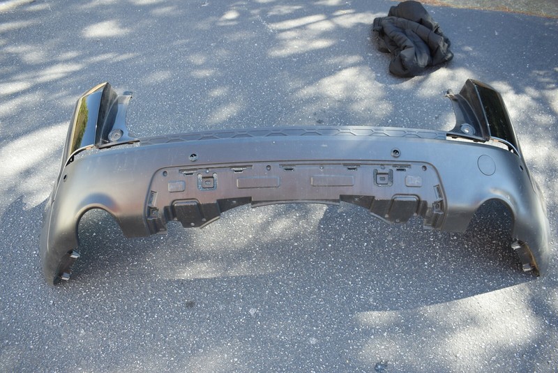 2015-2016 LAND ROVER DISCOVERY REAR BUMPER FACTORY OEM