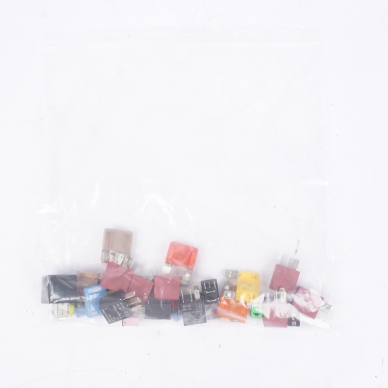 2015-2018 FIAT 500x Jeep Renegade Fuse Relay RELAYS FUSES OEM