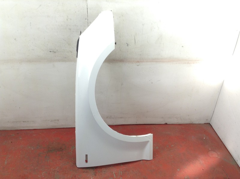 17-19 AUDI A4 FRONT RIGHT PASSENGER SIDE FENDER WHITE OEM