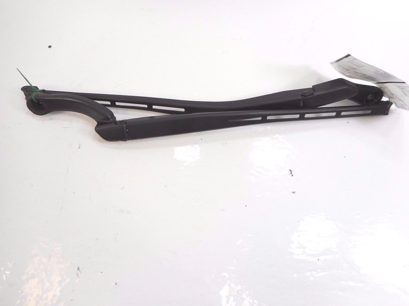07 2007 Audi A4 Front Left Driver Right Passenger Wiper Arm Set Pair OEM