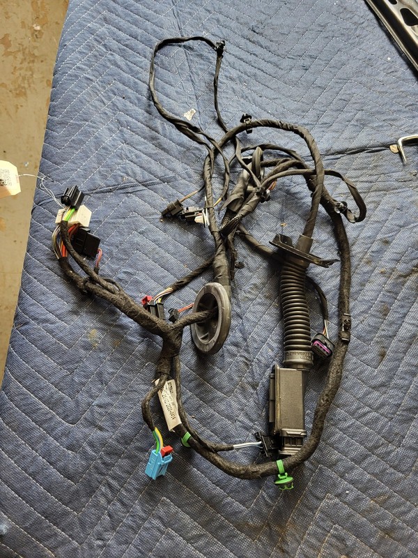 Used Oem Audi Left Driver Rear Door Wiring Harness for 2020-2023 SQ8