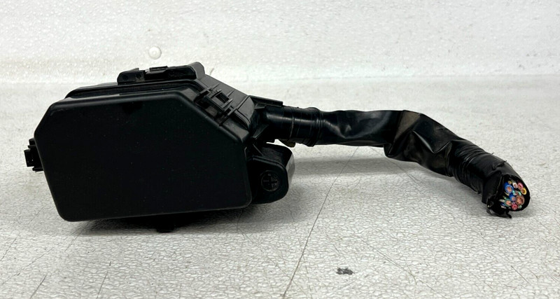 ⭐2016-2018 INFINITI Q50 ENGINE BAY FUSE JUNCTION RELAY BOX UNIT ASSY OEM LOT2571