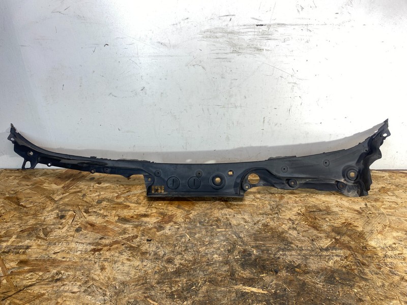 11-17 BMW F10 5 Series Upper Center Windshield Cowl Cover Vent Trim Panel OEM✅