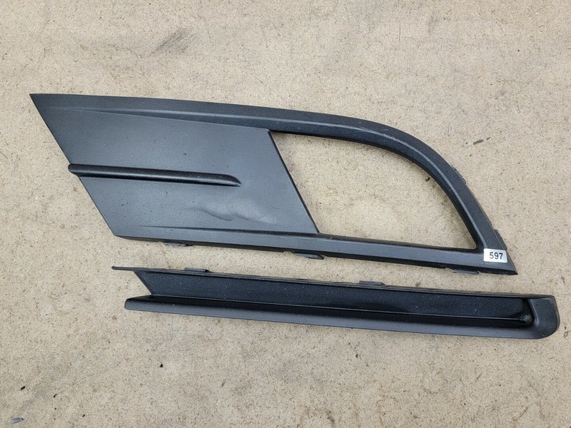 2015 -2018 VOLKSWAGEN JETTA LEFT LH FOG LIGHT COVER GRILLE 5C6853665E OEM