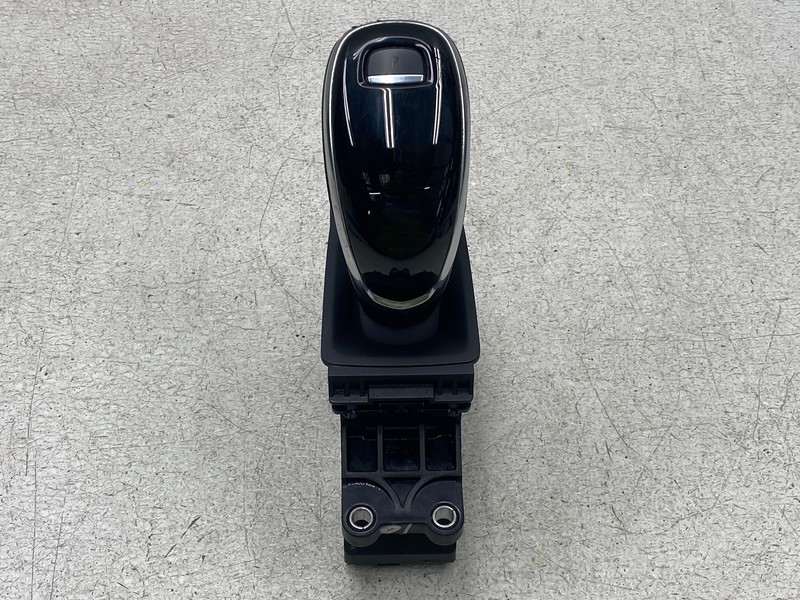 2020-2024 CADILLAC CT5 AUTOMATIC TRANSMISSION GEAR SHIFTER KNOB OEM LOT797