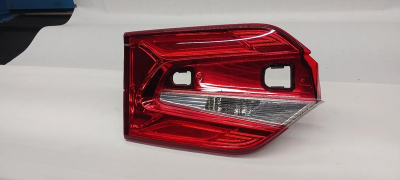18-'24 HONDA ODYSSEY Left driver inner Taillight OEM Grade B