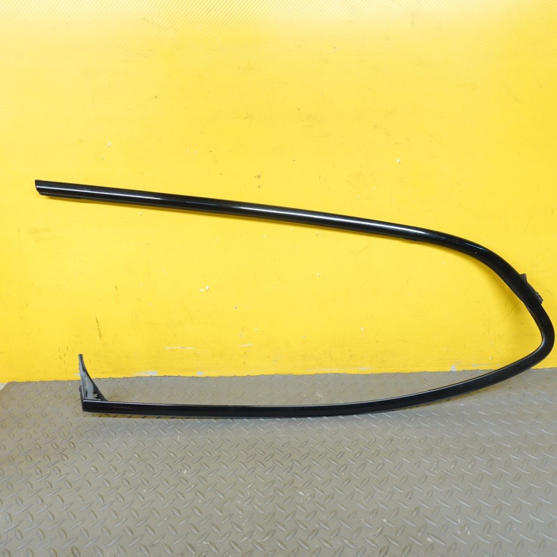 2018-2024 ALFA ROMEO STELVIO REAR RIGHT PASSENGER SIDE DOOR BELT MOLDING OEM