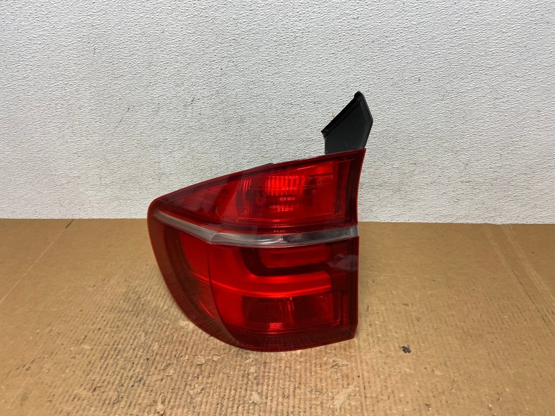 2011 2012 2013 Bmw X5 E70 Left Driver LH Tail Light Oem AE2725 LK