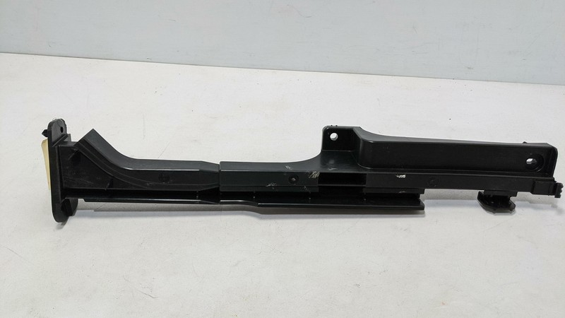 Right Quarter Trim Panel Support Trim 30721864 2016 Volvo V60 2015-2017 2018