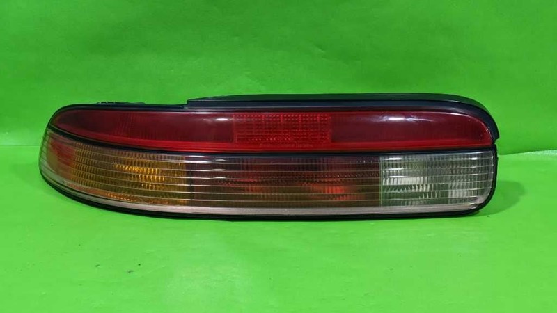 94 95 96 LEXUS SC400 DRIVER LEFT TAILLIGHT LAMP OEM 4597-44