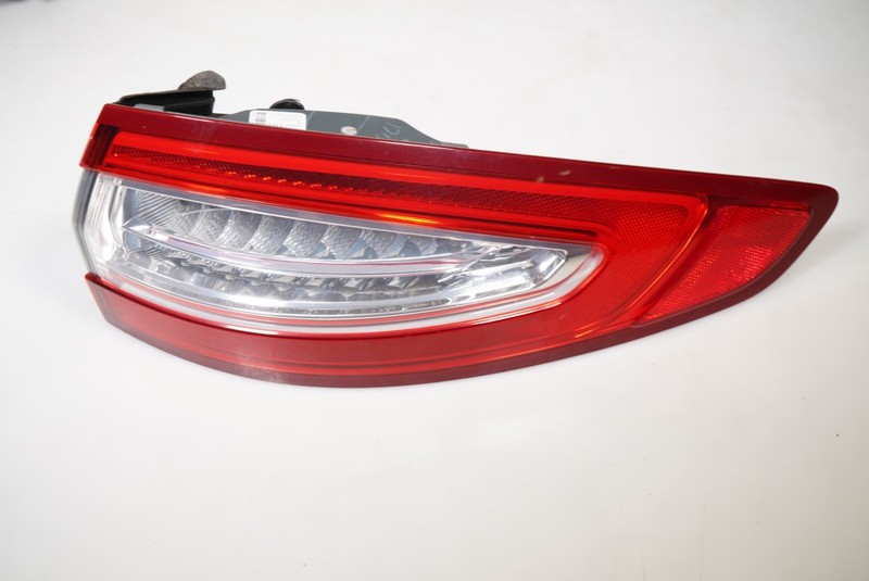 2013-2016 Ford Fusion Inner Tail Light Trunk Lid Lamp OEM DS73-13404-BK