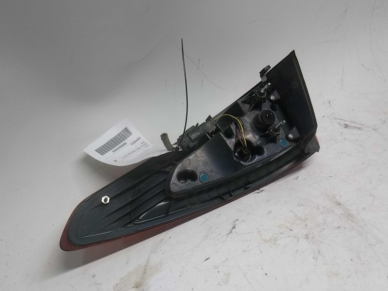 Used Left Tail Light Assembly fits: 2013 Ford Fusion quarter panel mounted LED H