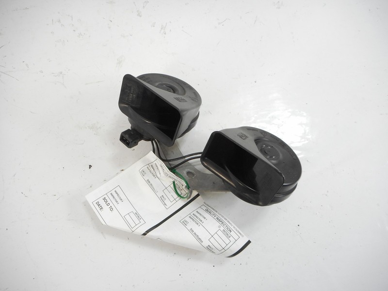 06 2006 Maserati Quattroporte M139 Front Double Dual Horn OEM