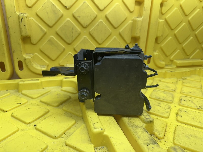 2016-2017 NISSAN ALTIMA ABS ANTI-LOCK BRAKE PUMP CONTROL MODULE