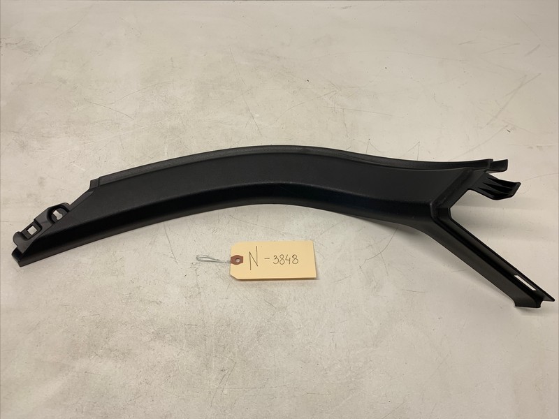 Tesla Model S Rear Trunk Garnish Right Passenger Side Trim 1009066-00-C 3848 U5