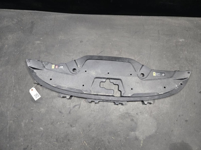 Radiator Upper Cover Baffle 2022 Kia Stinger 86360-J5000 2018 2019 2020 - 2023 X