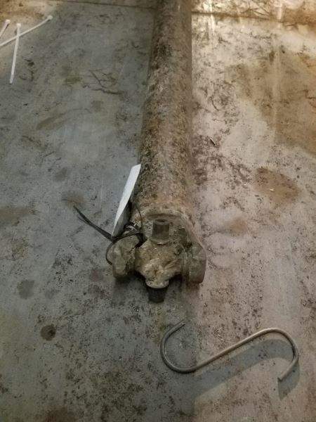 Rear Drive Shaft Fits 96-97 BRAVADA 29228
