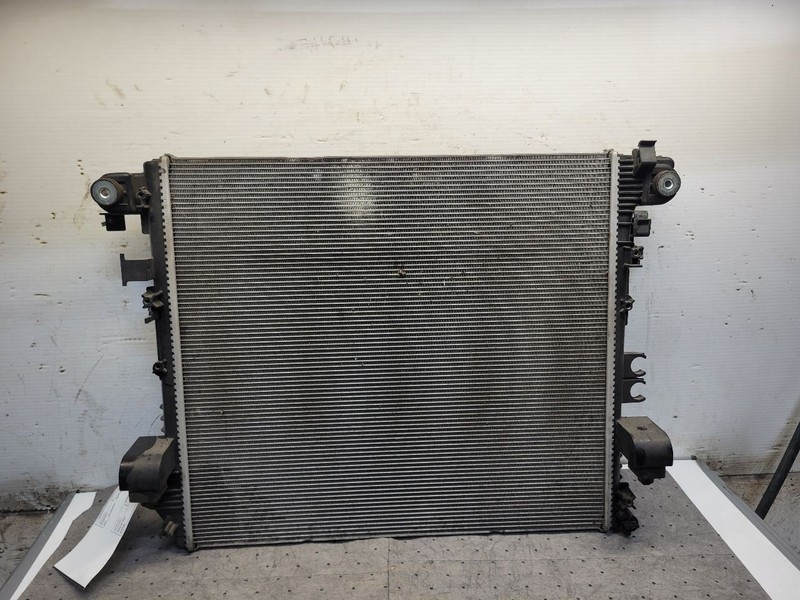 Radiator Engine Radiator Fits 18-25 WRANGLER 1781303
