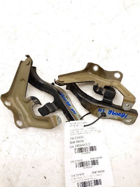 15-17 TOYOTA CAMRY LEFT AND RIGHT SIDES HOOD HINGES