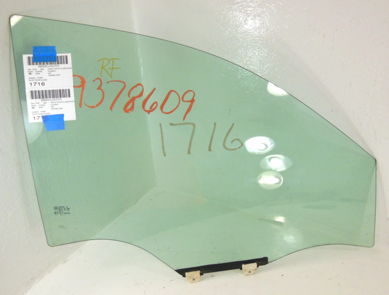 2007-2017 GMC Acadia Front Door Window Glass Passenger Right RH OEM