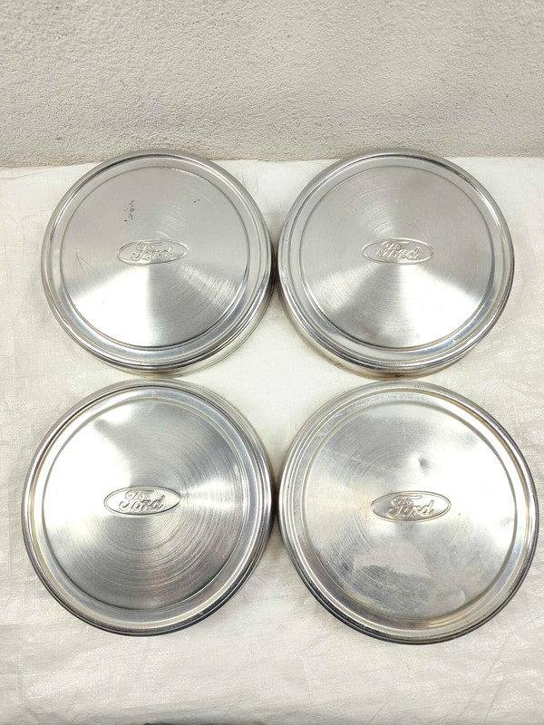 1998 Econoline E250 Center Dog Dish Hub Caps 16" Part# F2UA-1130-UA Set of 4