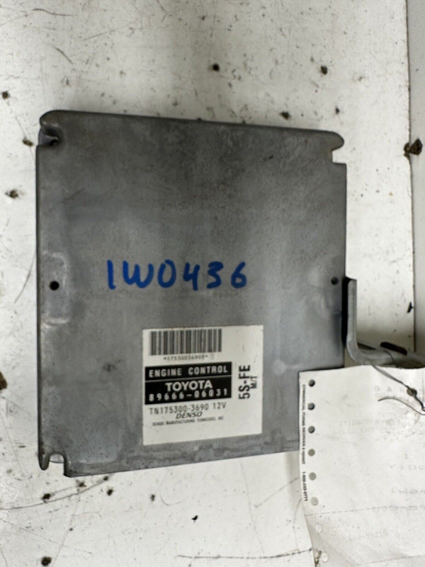 2001 Toyota Solara CPE 2.2L M/T Engine Computer Control Module Ecu Ecm Pcu Pcm