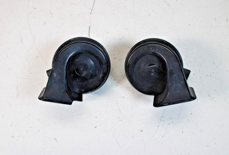 2015-2016 BMW 228I F23 HIGH & LOW NOTE TONE FREQUENCY PITCH SIGNAL HORN SET OEM