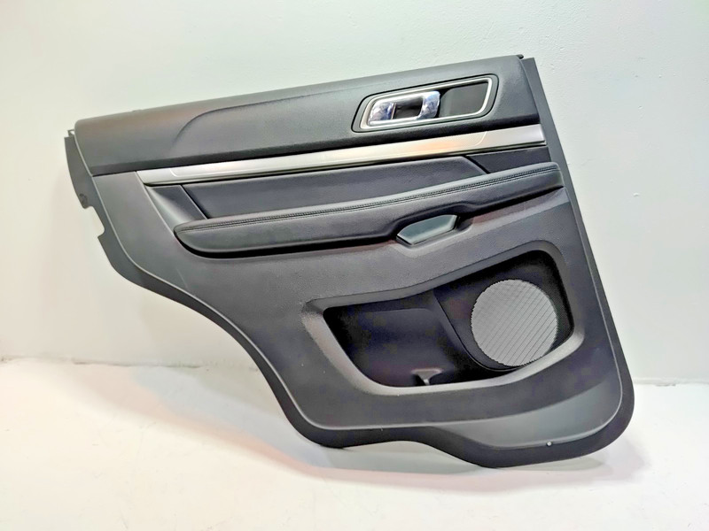 FORD EXPLORER XLT REAR DRIVER SIDE INTERIOR DOOR PANEL TRIM COVER 2016-2019 OEM