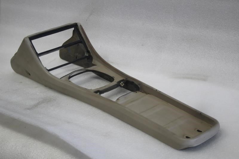 1985 1986 1987 1988 PORSCHE 944 CENTER CONSOLE TRIM BEZEL MANUAL M/T BEIGE