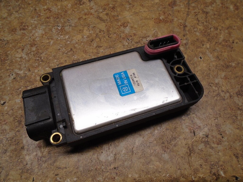 1999 Saturn SC2 SC 2 S Series ECU ECM Control Module Unit Box Throttle Control