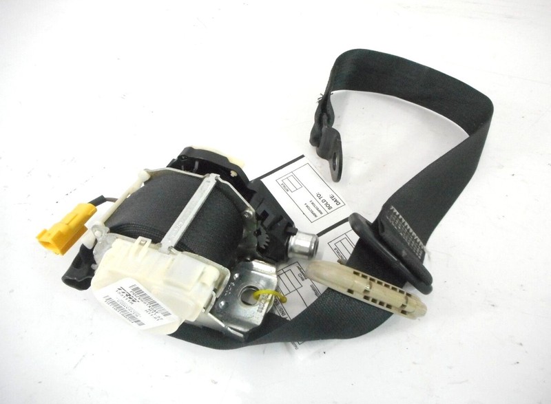 Chrysler Town & Country Front Seatbelt Retractor Passenger Right OEM 2011-2013