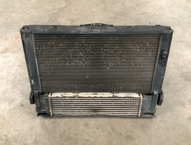 13 14 BMW F30 BMW N20 328i 428i Cooling Fan Radiator Intercooler 1214 OEM